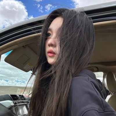 会画少年的天空